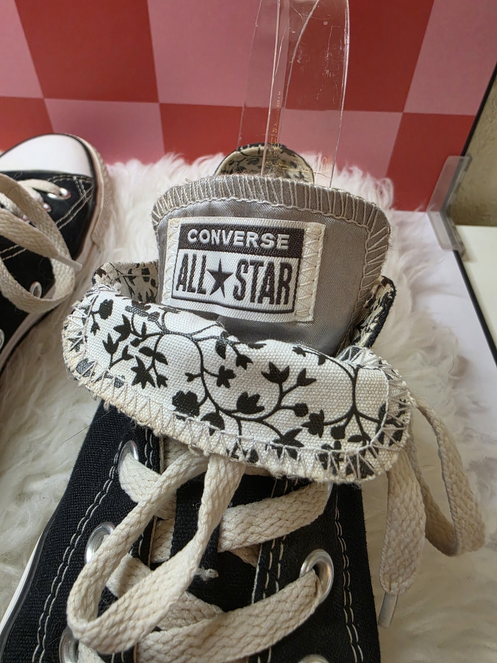 Converse Womans Black and White Low-Top Canvas Sneakers Decorative Double Tongue - Picture 6 of 8